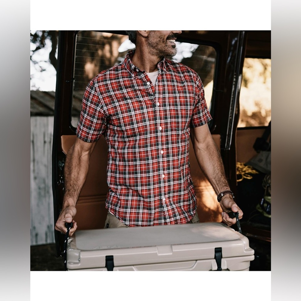 Relwen | Seersucker Short Sleeve Camp Shirt | Green & Men’s Size‎ Medium